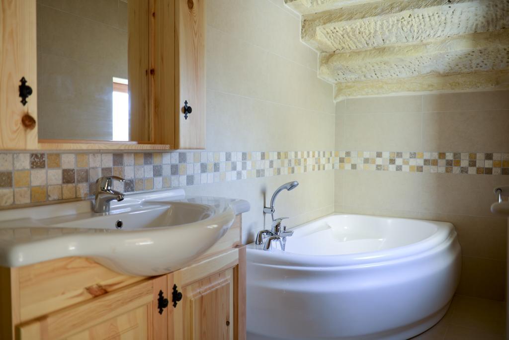 Villa Mill House Għarb Zimmer foto